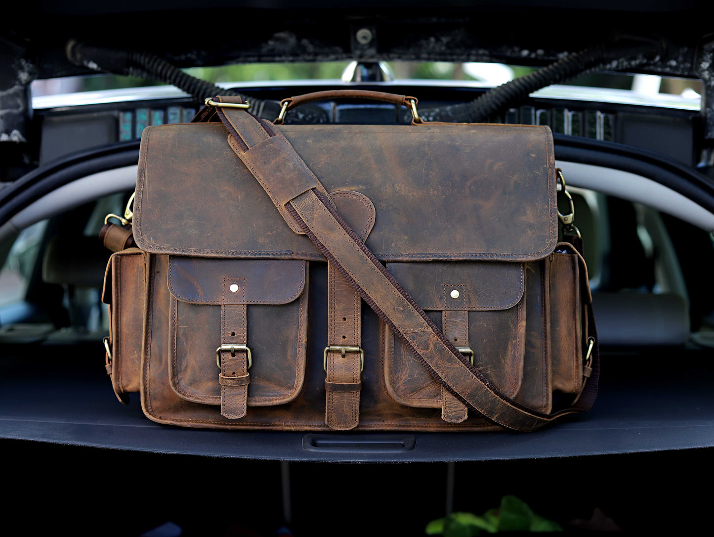 The Granger Leather Messenger Bag