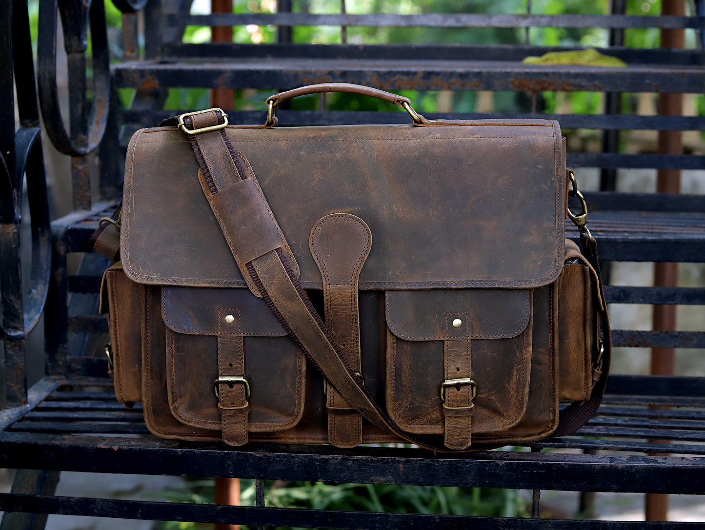 The Granger Leather Messenger Bag