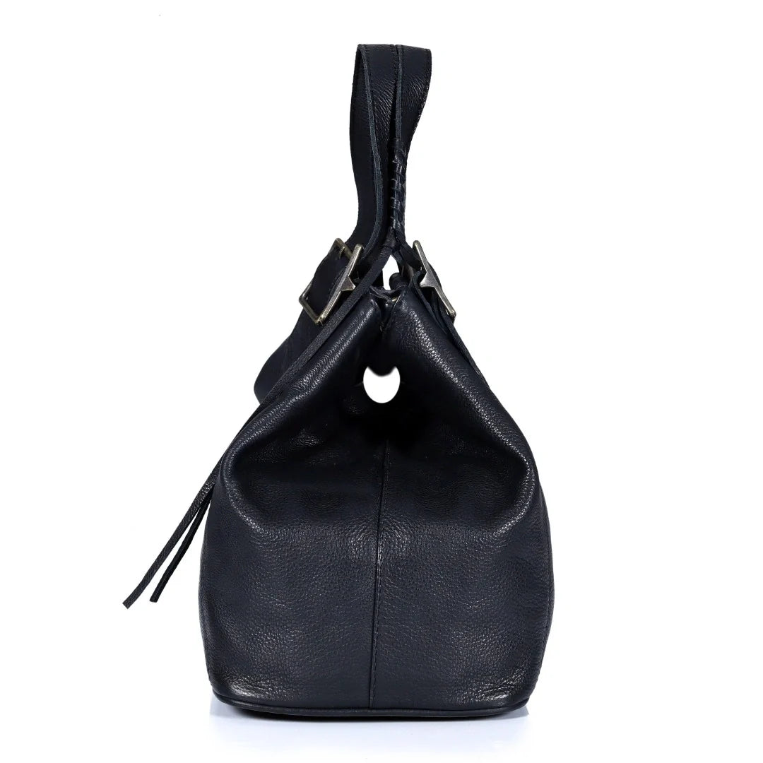 The Exclusive Leather Tote